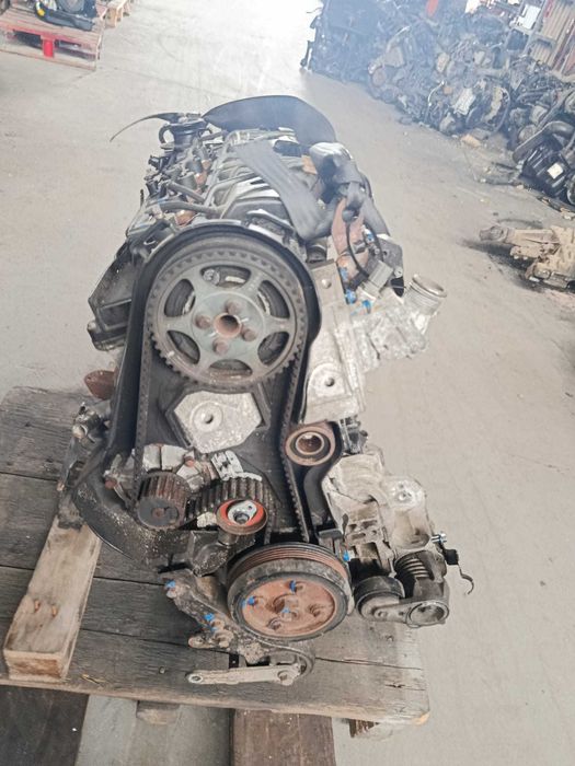 Motor Volvo VOLVO xc 70 C30 2.4D REF: D5244T8