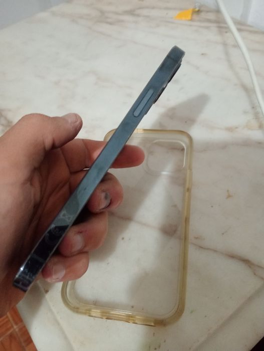 iPhone 12 Pro 128GB — Para peças/reparação