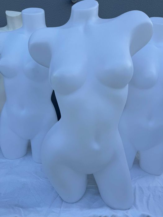 Manequim Feminino Roupa meio Corpo