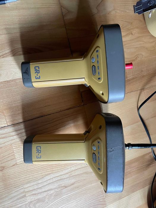 Topcon GR3 та штативи Nedo