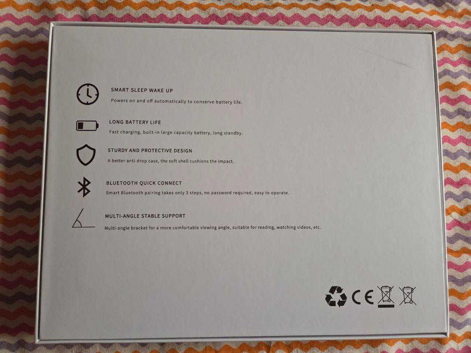 Capa com teclado para Tablet marca chinesa