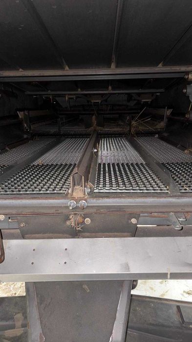 Kombajn claas Medion 310 heder 4.50 nie ( Mega,Lexion,Dominator)