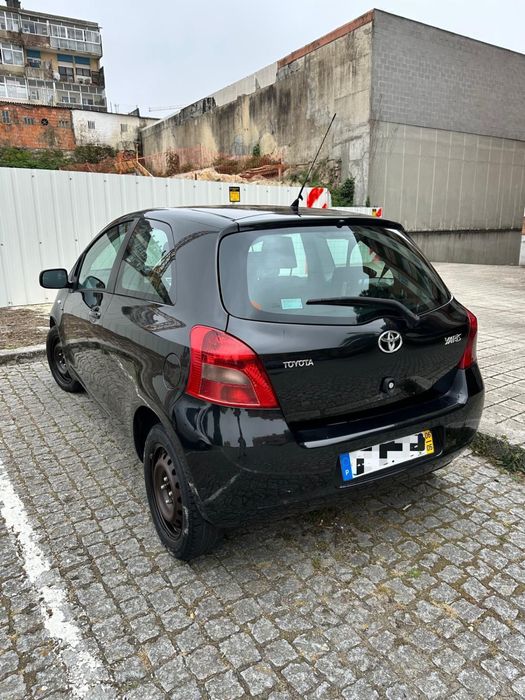 Toyota Yaris — fotografia 2