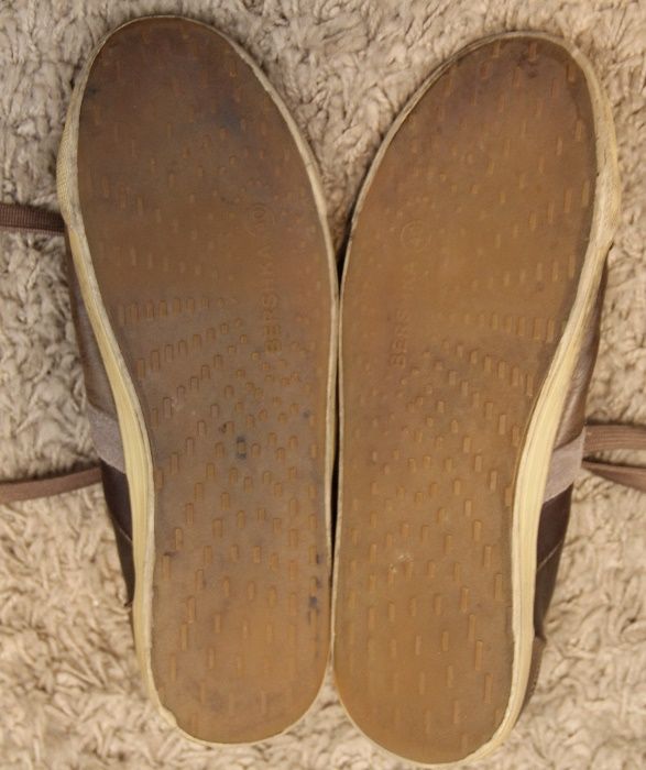 sapatilhas em pele Bershka USED