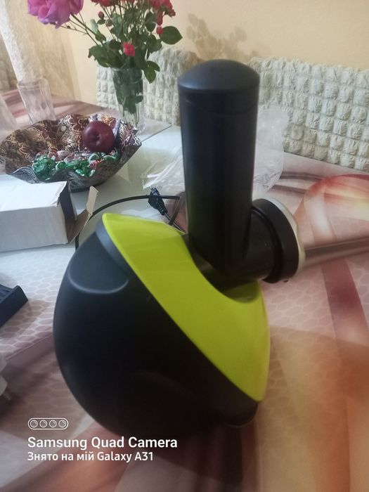 Машина для приготування морозива та сорбетів