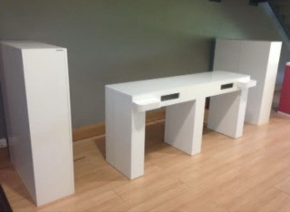 Móveis para loja unhas