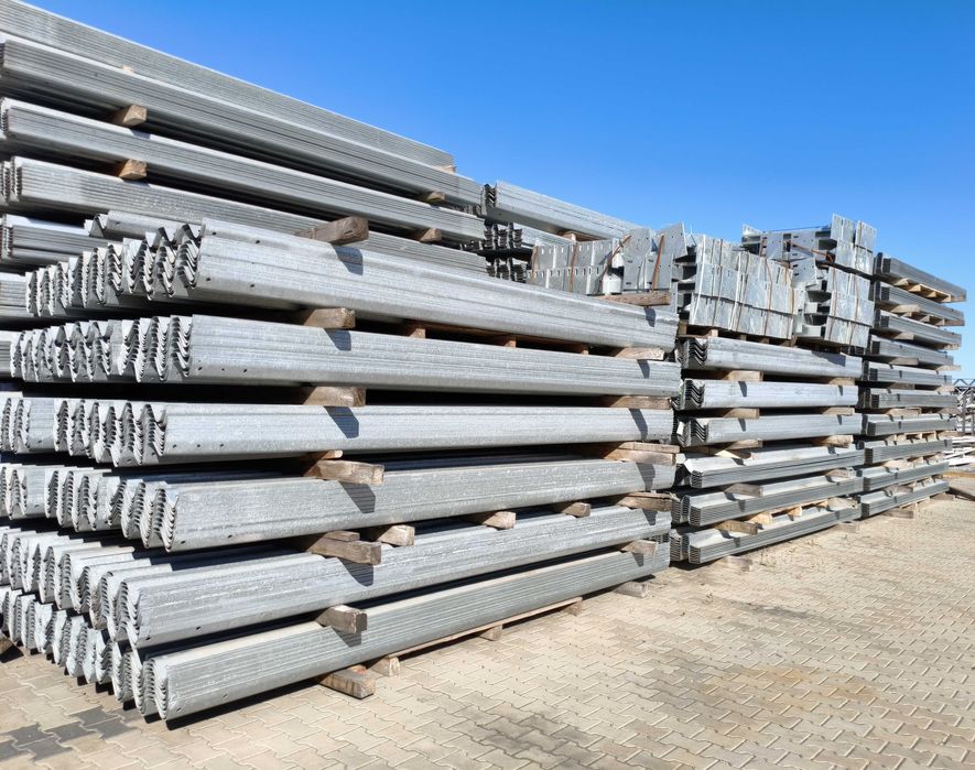 Fotowoltaika, słupki od barier, marki, flansze, profile, stopy