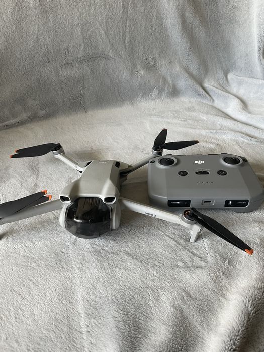 Drone DJI Mini 3 + extras
