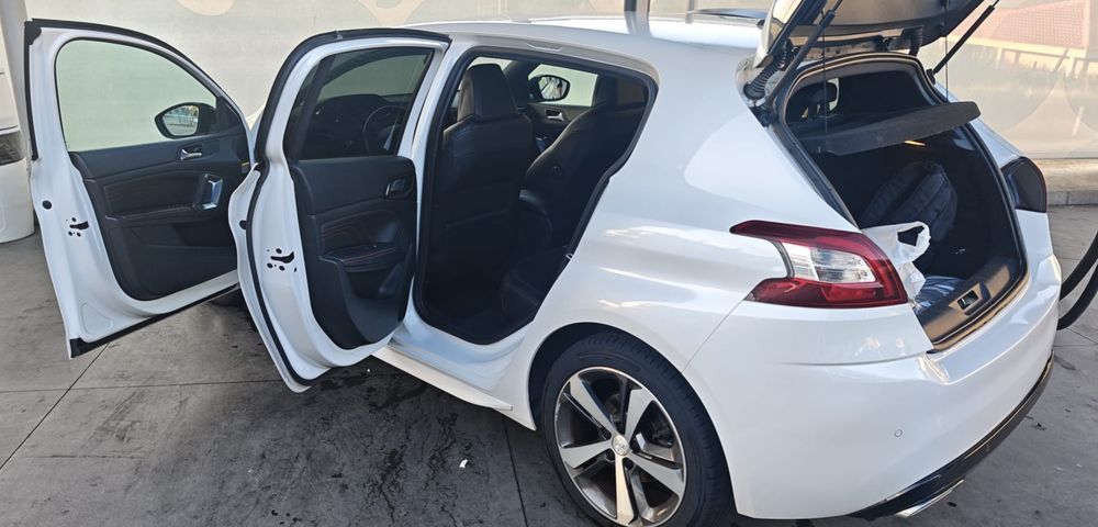 Peugeot 308 1.6HDi GT LINE