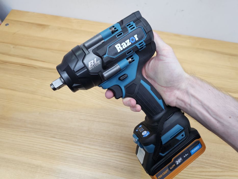800Nm Мощный Ударный Гайковерт аккумуляторный Razor WN800 Бесщеточный