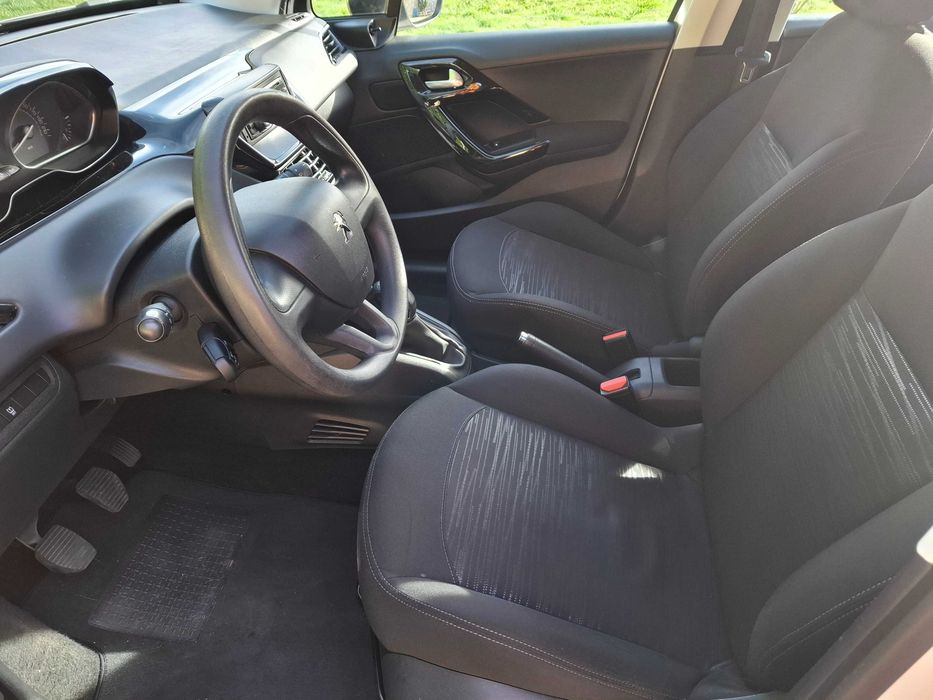 Peugeot 208 1.2 81.500km 82cv 2017