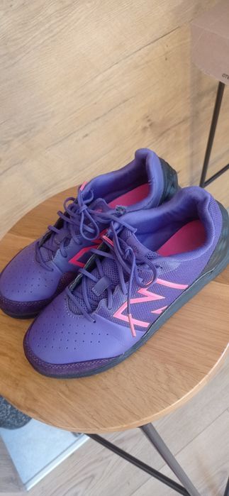 Halówki buty sportowe New Balance 37