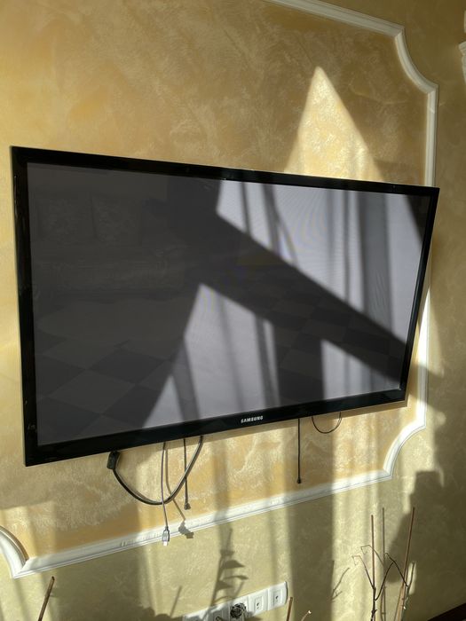 Плазмовий HD-телевізор серії 4+