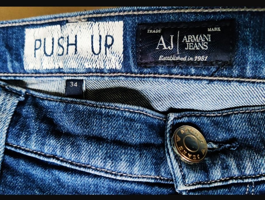 Dżinsy Armani Jeans r.34 PUSH UP