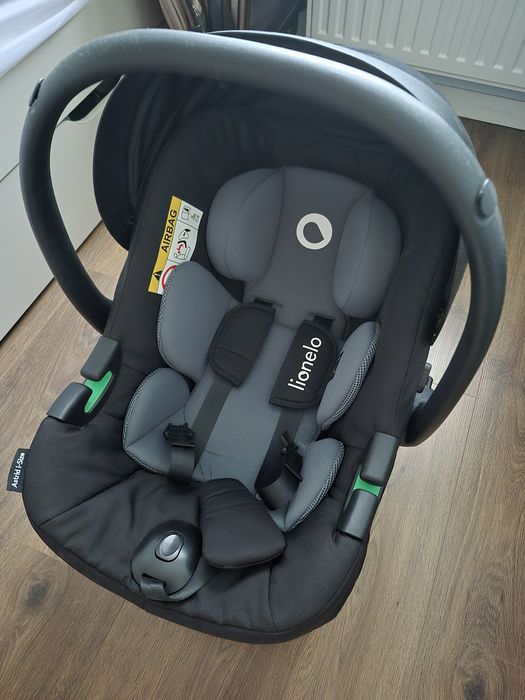 Fotelik samochody Lionelo Astrid i-Size z bazą Isofix