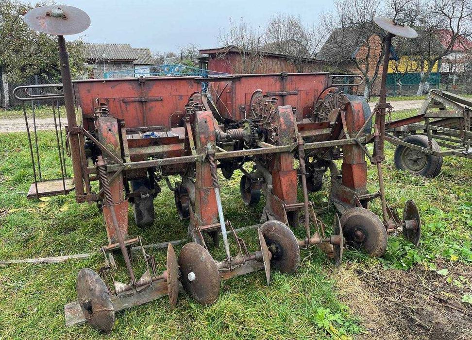 Саджалка картоплі навісна КСН 4