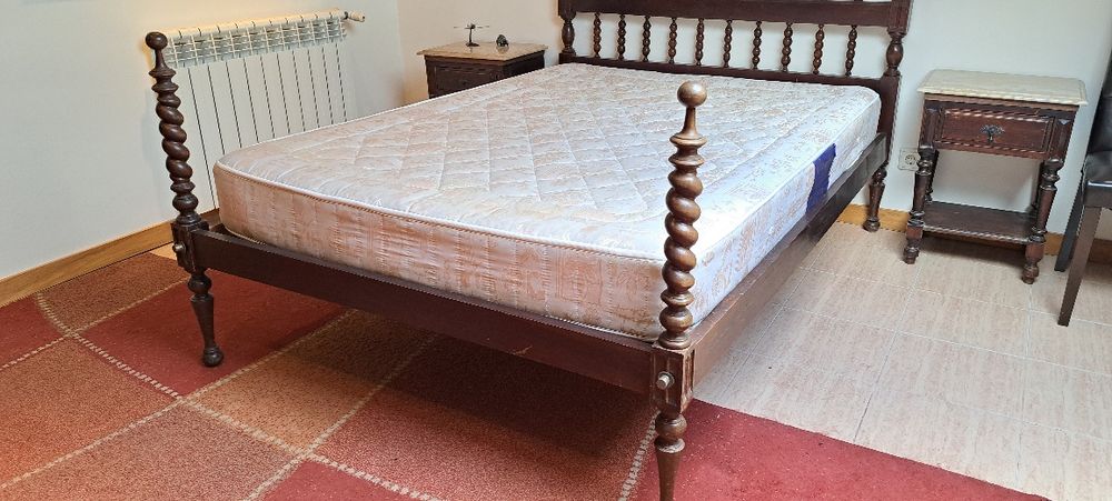 Cama com colchão