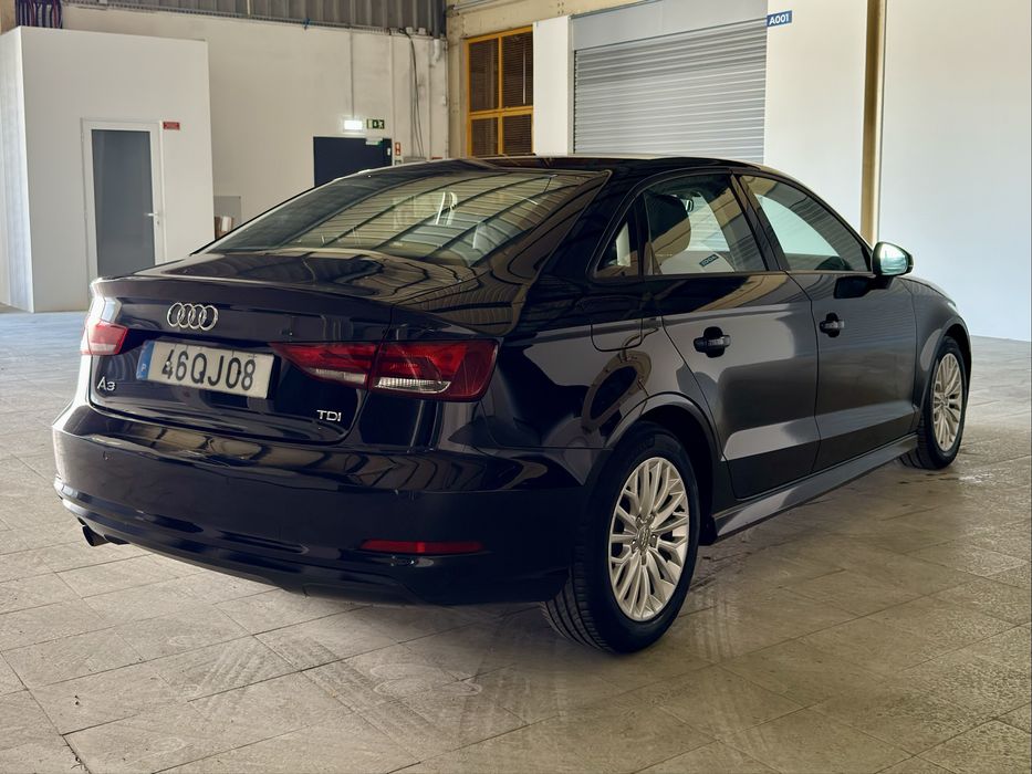 Desde 134€ por mês Audi A3 Limousine / 1.6 TDI / 2015 / 240,000Km / Poss Retoma foto 5