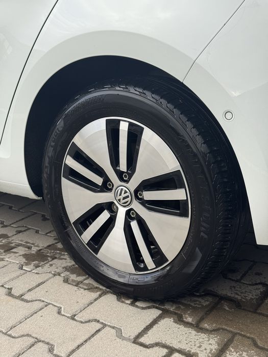 Volkswagen e-Golf 2019