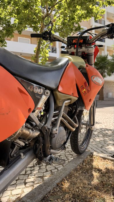 KTM 400 matriculada