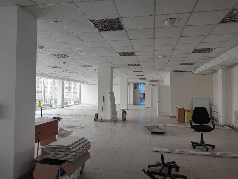Оренда приміщення 351,9 м2/пр. Героїв Харкова 54/м. Захисників України