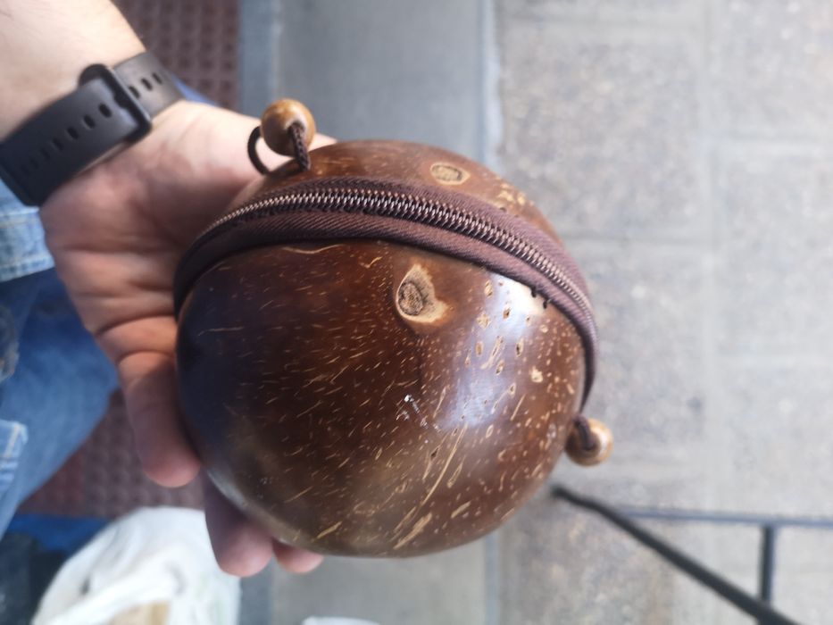 Mala medieval em madeira