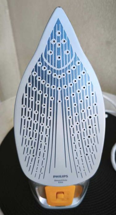 Ferro a Vapor Philips Azur de 2800W com base SteamGlide Elite