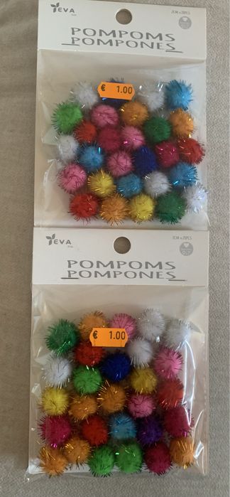 2-sacos Pompoms para vários trabalhos . Ofereço os portes de envio.