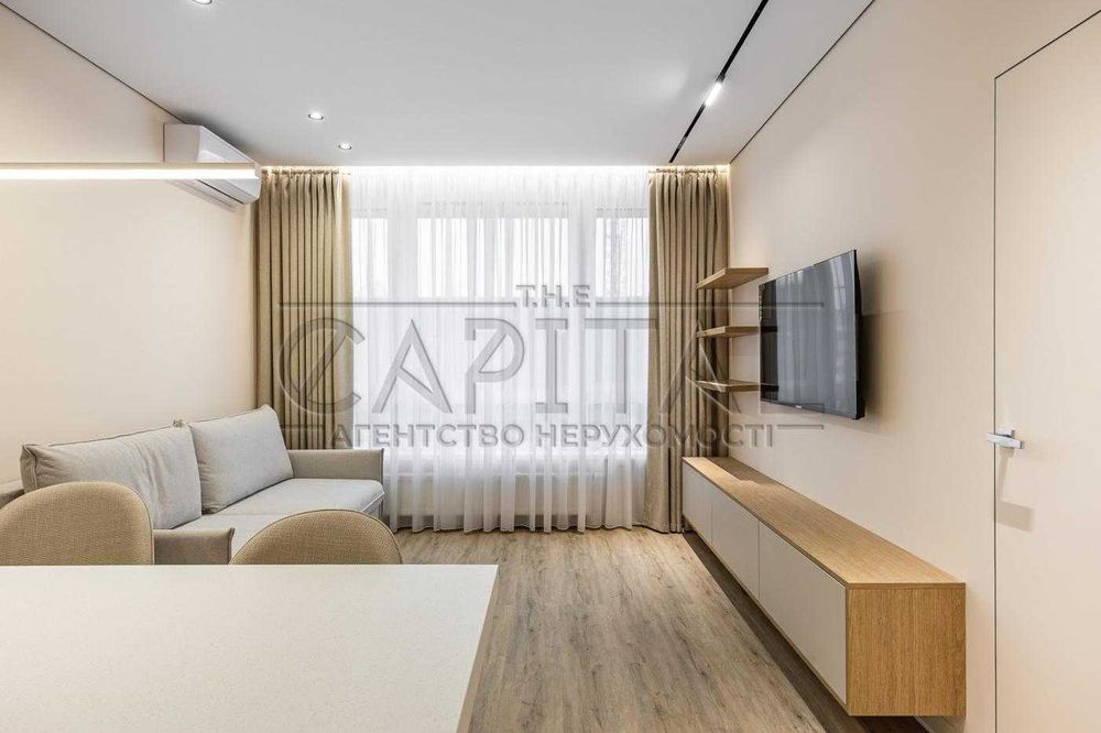 Аренда квартиры / WHITE LINES / Первая сдача