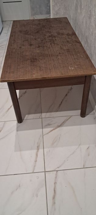 Журнальный столик на дачу