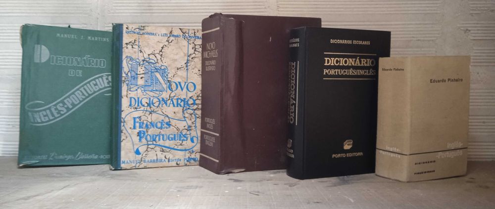 Dicionários diversos