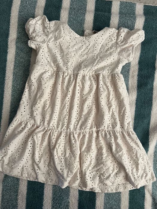 Продам плаття на 86 см