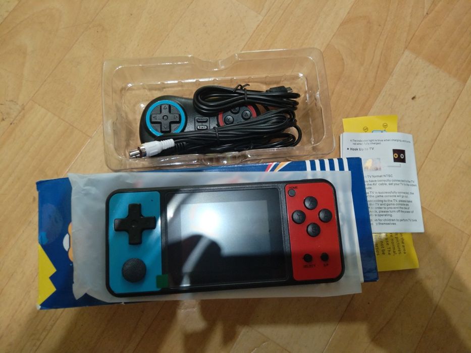 Przenośna konsola do gier Great Boy GB-867 retro