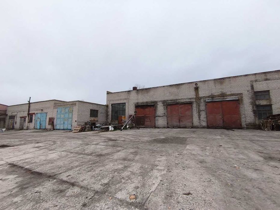 Продам  виробничу базу у м. Верхньодніпровську