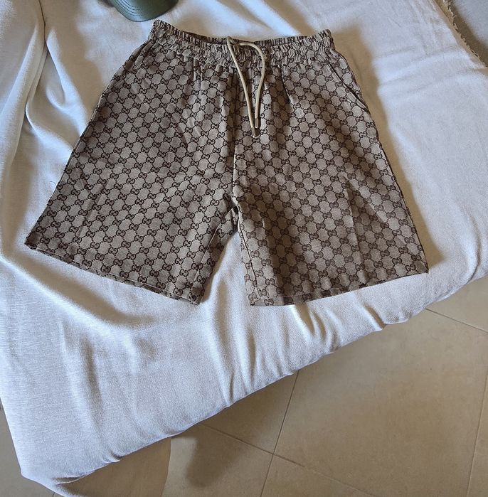 Calções Gucci tamanho L
