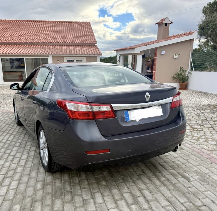 Renault Latitude 2.0 DCI 175 Cv