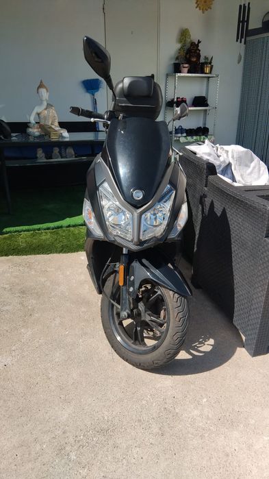 Scoter sym 50 cc com Top case