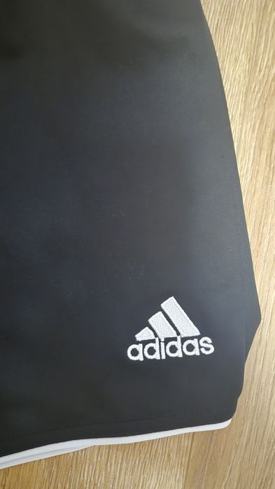 Spodenki firmy Adidas roz. XS