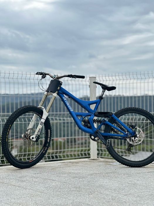 Specialized demo 8