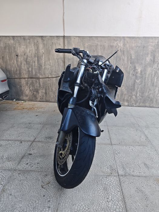 Honda CBR 600 f4i Acidentada