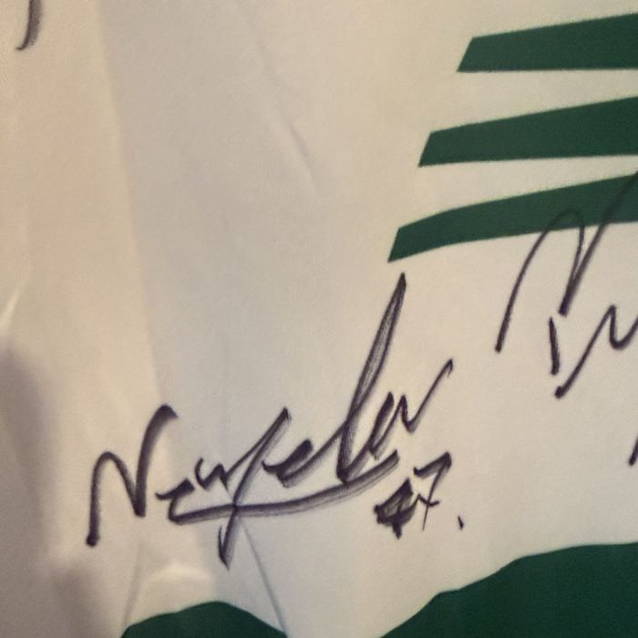 Moszulka meczowa Lechii Gdansk z autografami 2022
