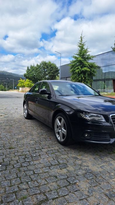 Audi A4 B8 2.0tdi 143cv foto 2