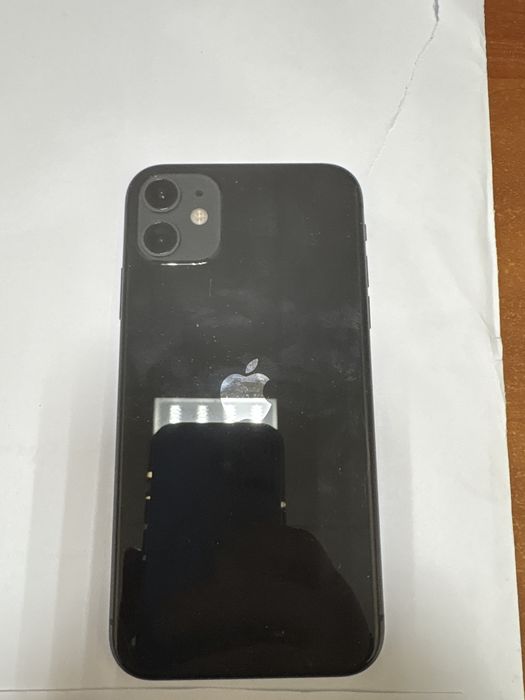 Телефон iPhone 11 128G
