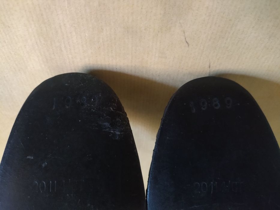 Sapatos em pele tam. 36 novos  vintage