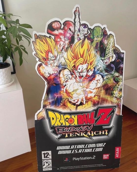 Display de loja Dragon Ball Z