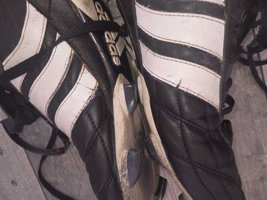 Korki piłkarskie męskie Adidas skóra rozmiar 46 2/3