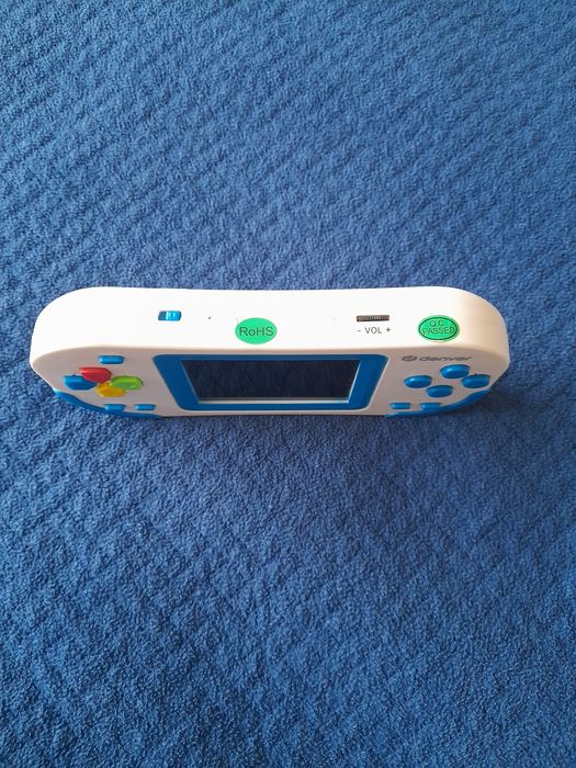 Retro konsola Denver