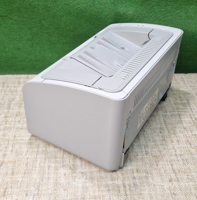 Drukarka laserowa HP P1005 - nowy toner, nowe kable, tylko 1 338 str