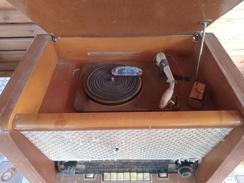 Радіола ретро часів срср