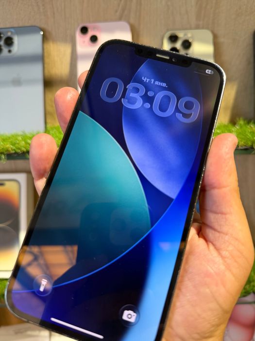 Продам iPhone12ProMax 256Gb 100 % Аккамулятор